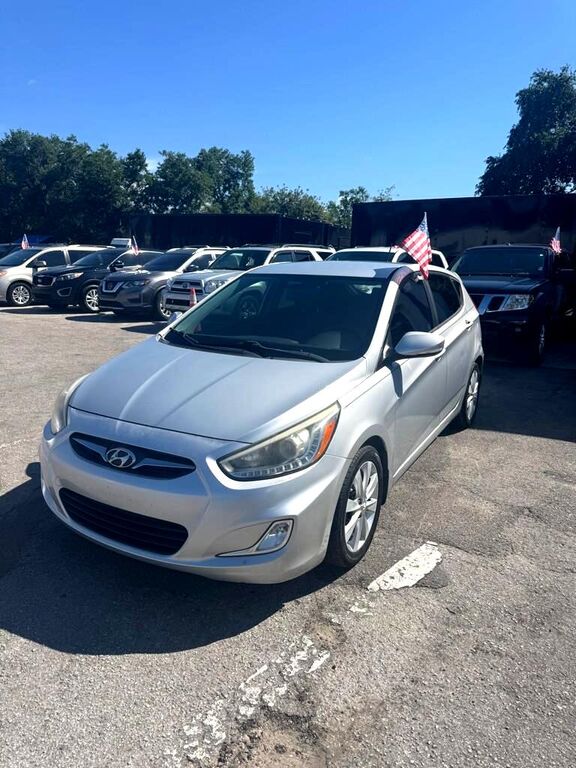 2014 HYUNDAI Accent
