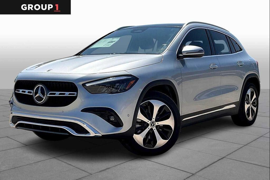 2025 MERCEDES-BENZ GLA-Class