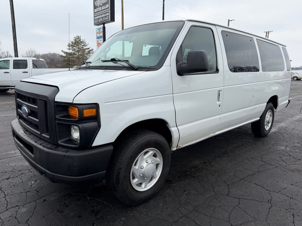 2009 FORD E-350