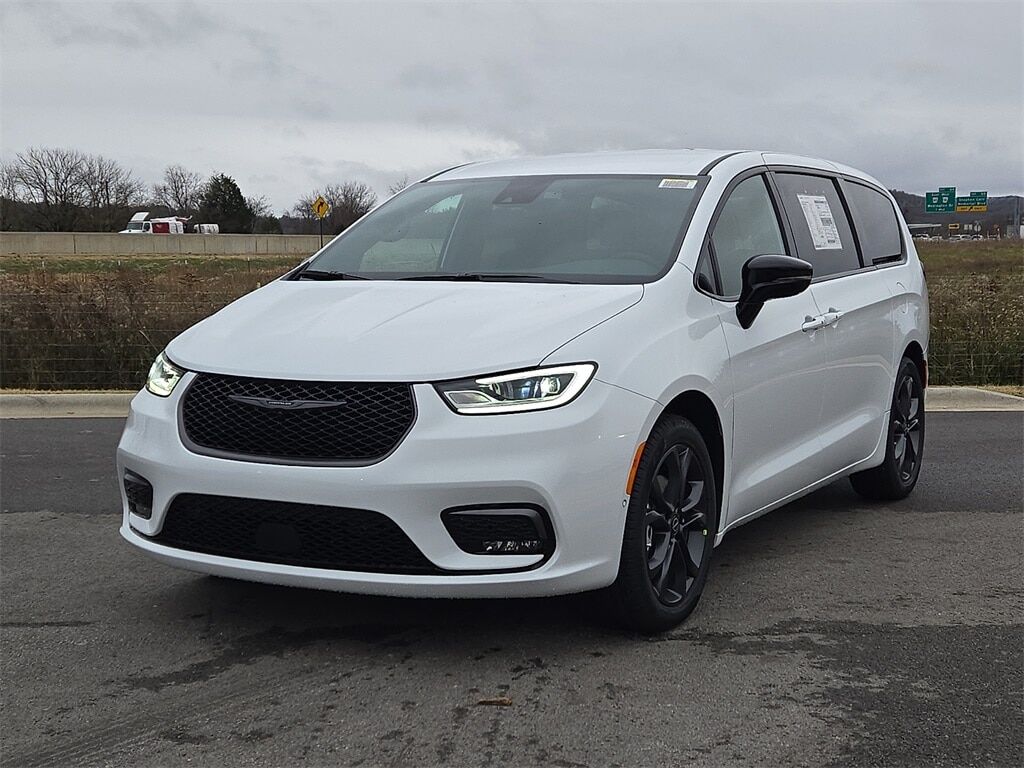 2026 CHRYSLER Pacifica