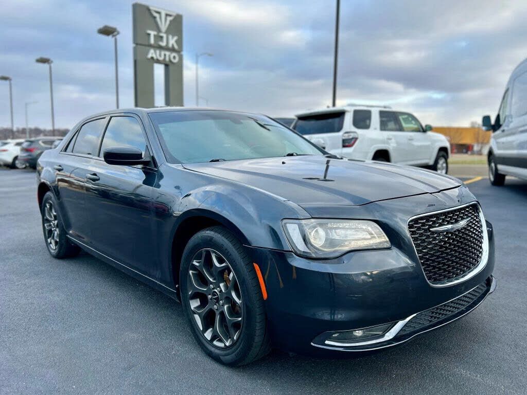 2017 CHRYSLER 300