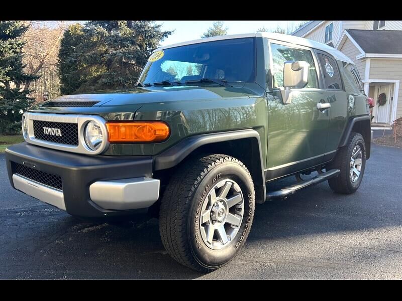 2014 TOYOTA FJ Cruiser