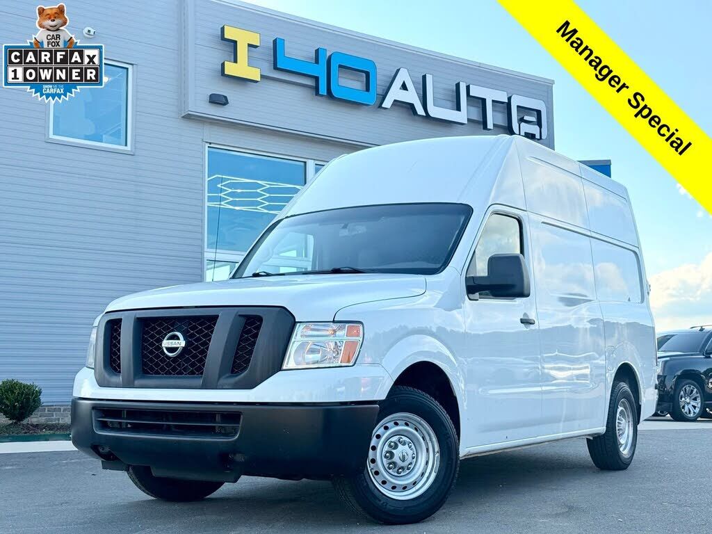 2017 NISSAN NV