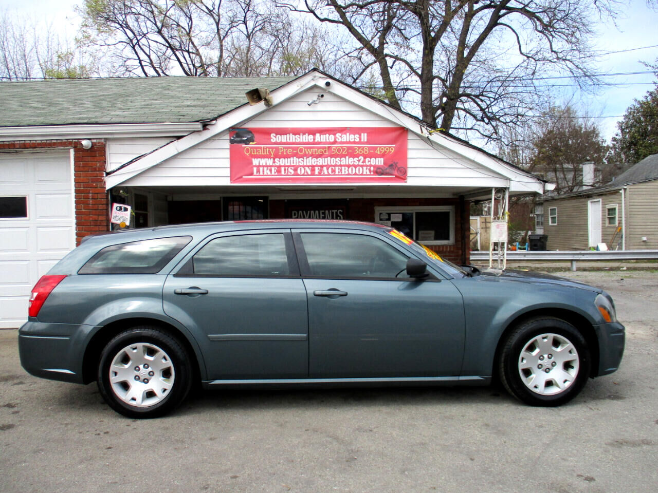 2005 DODGE Magnum