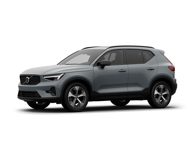2026 VOLVO XC40