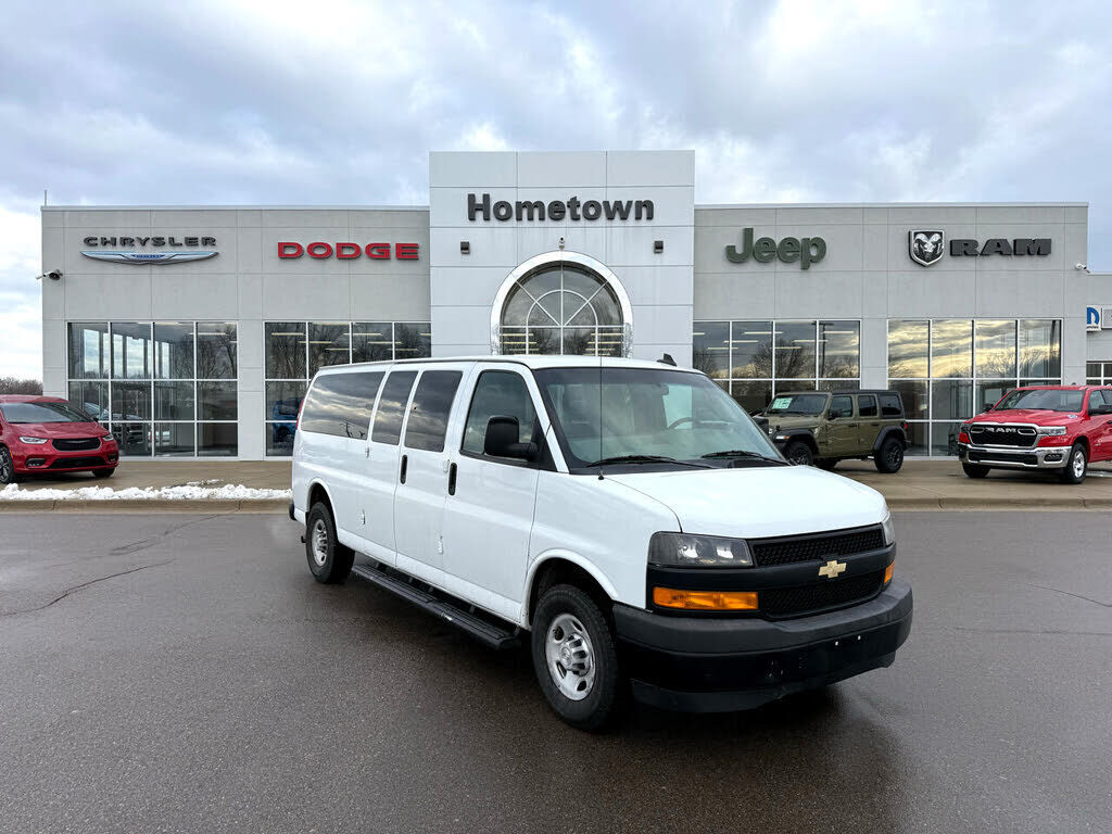 2019 CHEVROLET Express