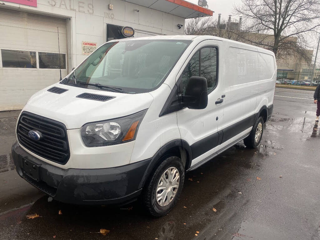2019 FORD Transit