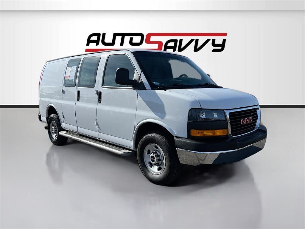 2022 GMC Savana