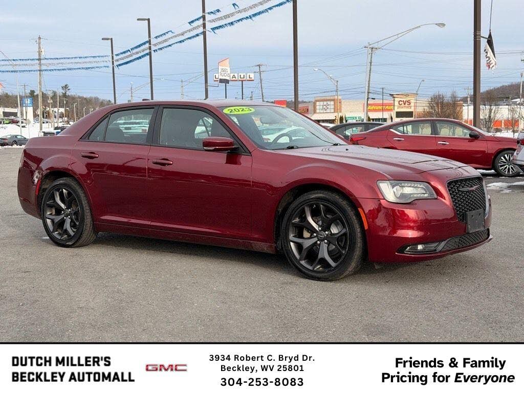 2023 CHRYSLER 300