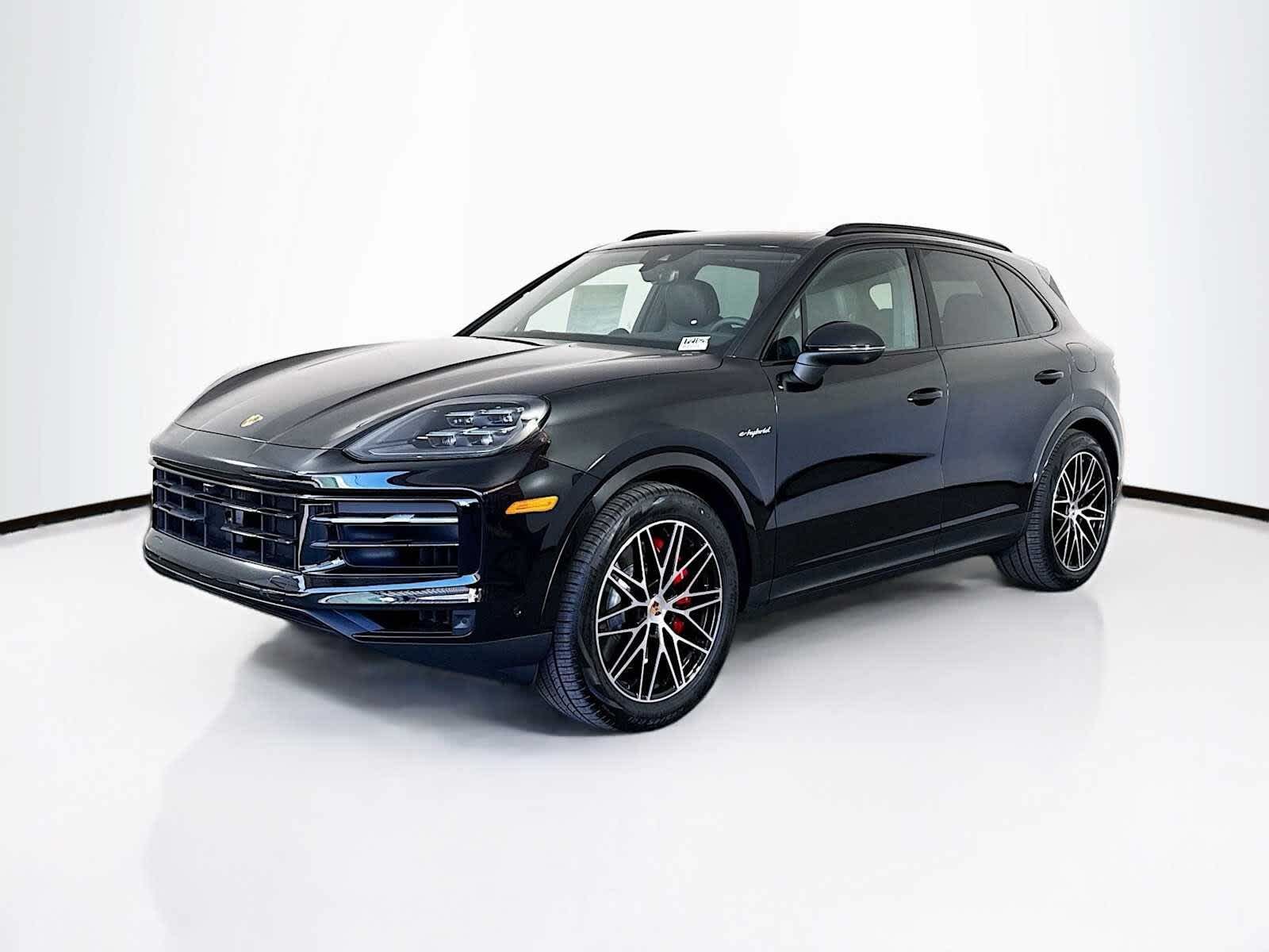 2026 PORSCHE Cayenne