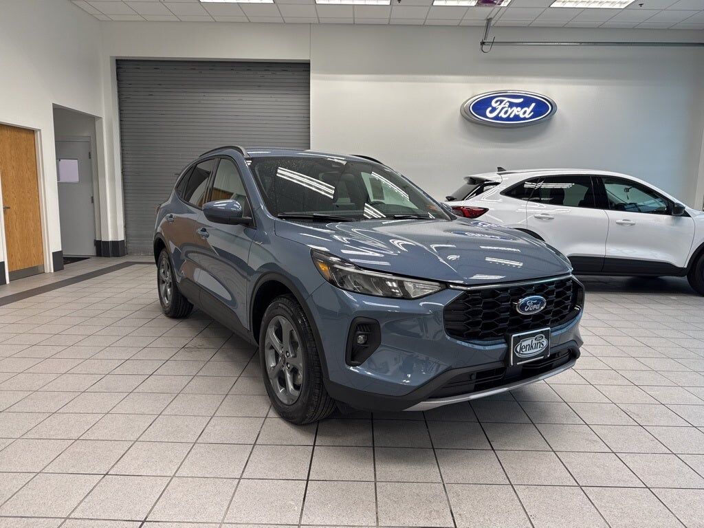 2026 FORD Escape