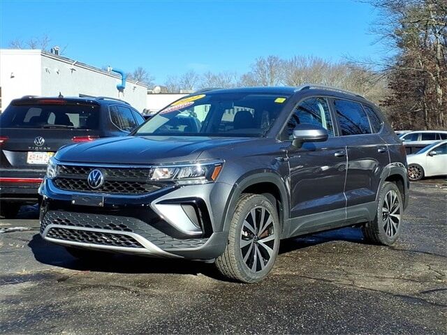 2022 VOLKSWAGEN Taos