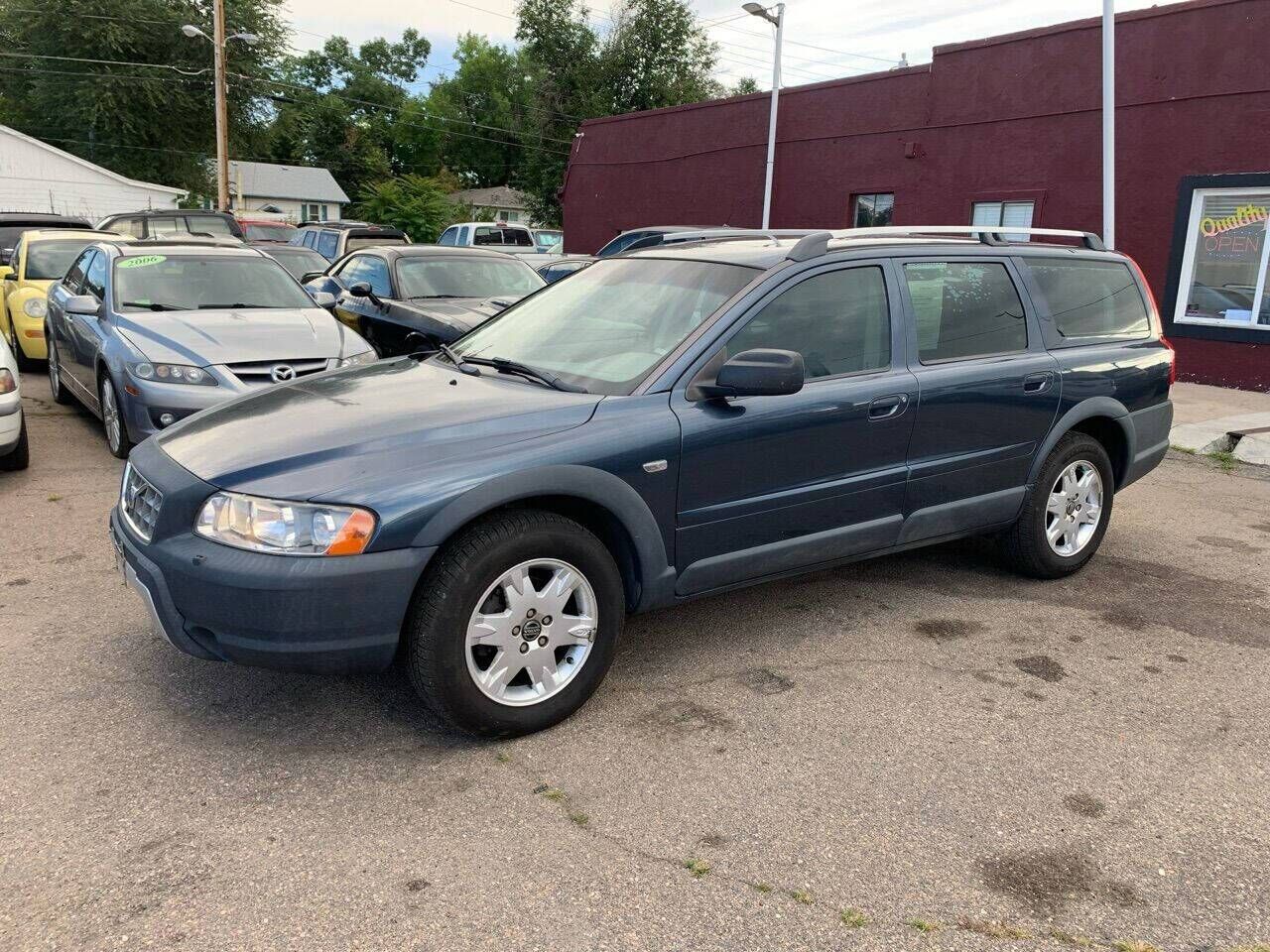 2005 VOLVO XC70