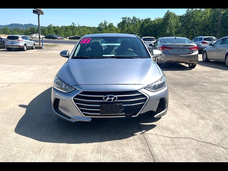 2017 HYUNDAI Elantra