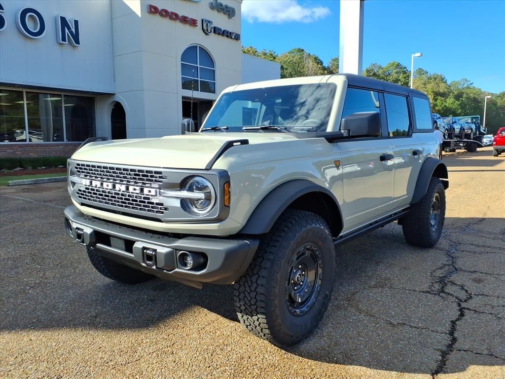 2025 FORD Bronco