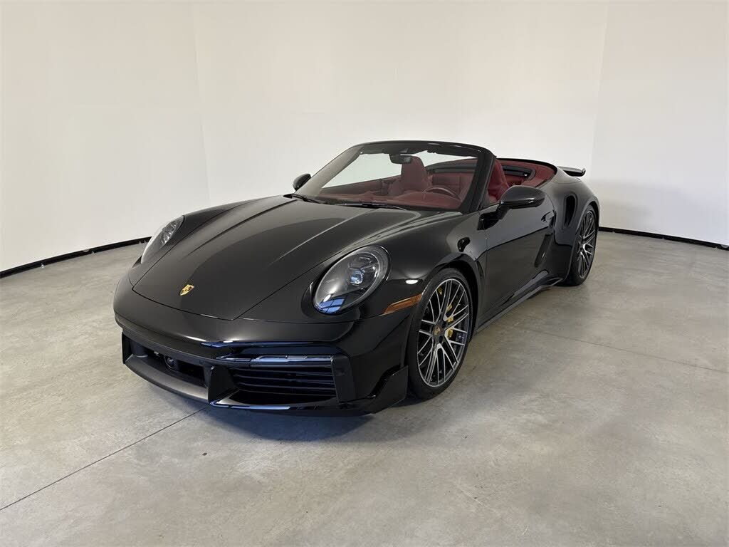 2024 PORSCHE 911