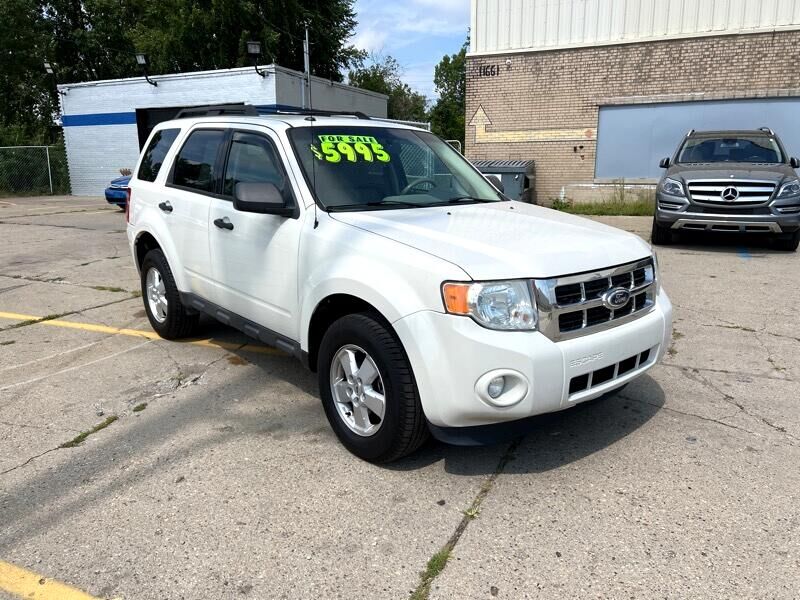 2010 FORD Escape