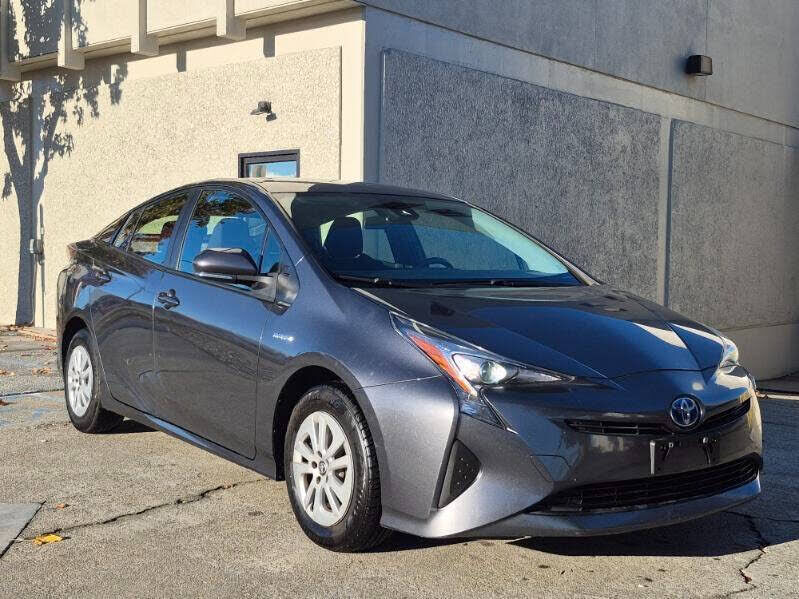 2017 TOYOTA PRIUS