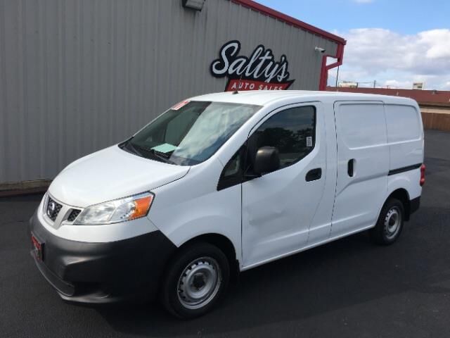 2017 NISSAN NV200