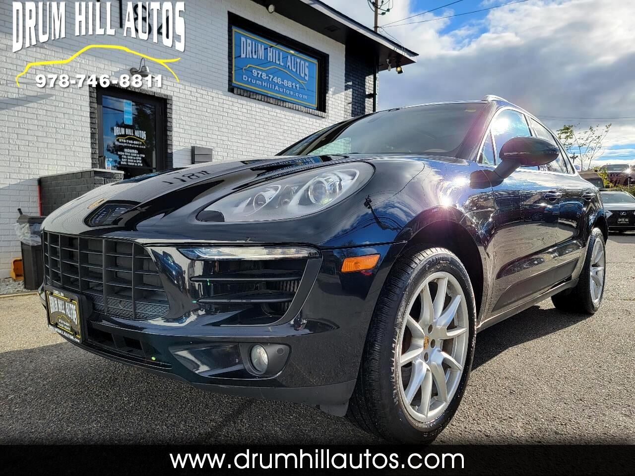 2016 PORSCHE Macan