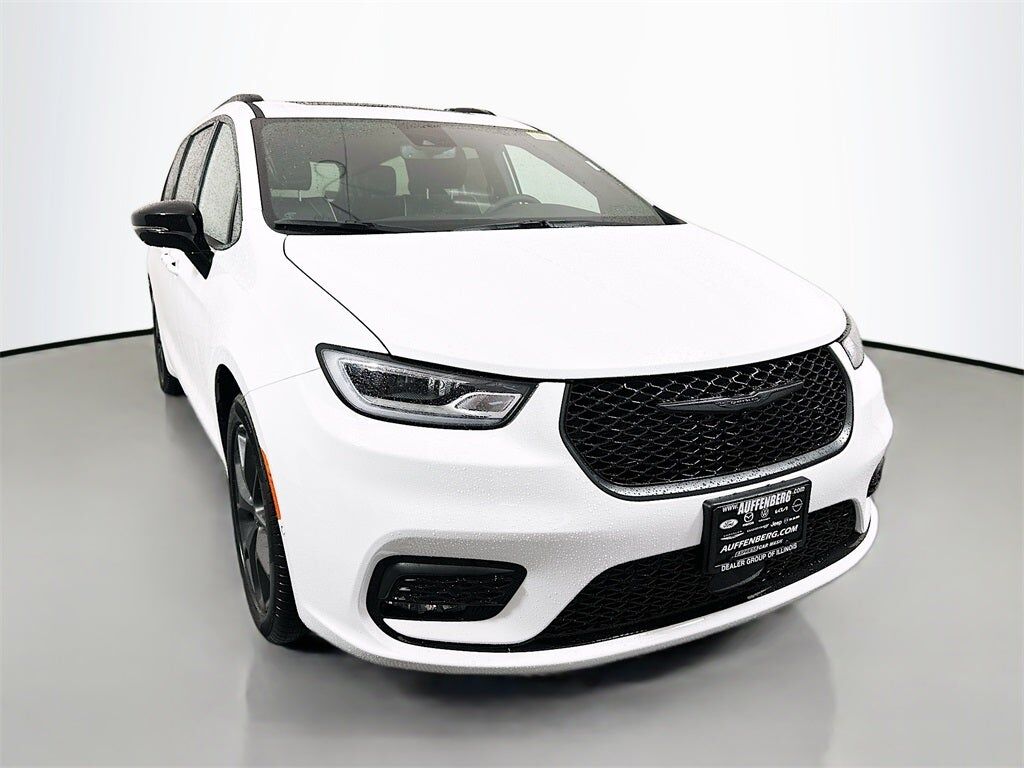 2026 CHRYSLER Pacifica