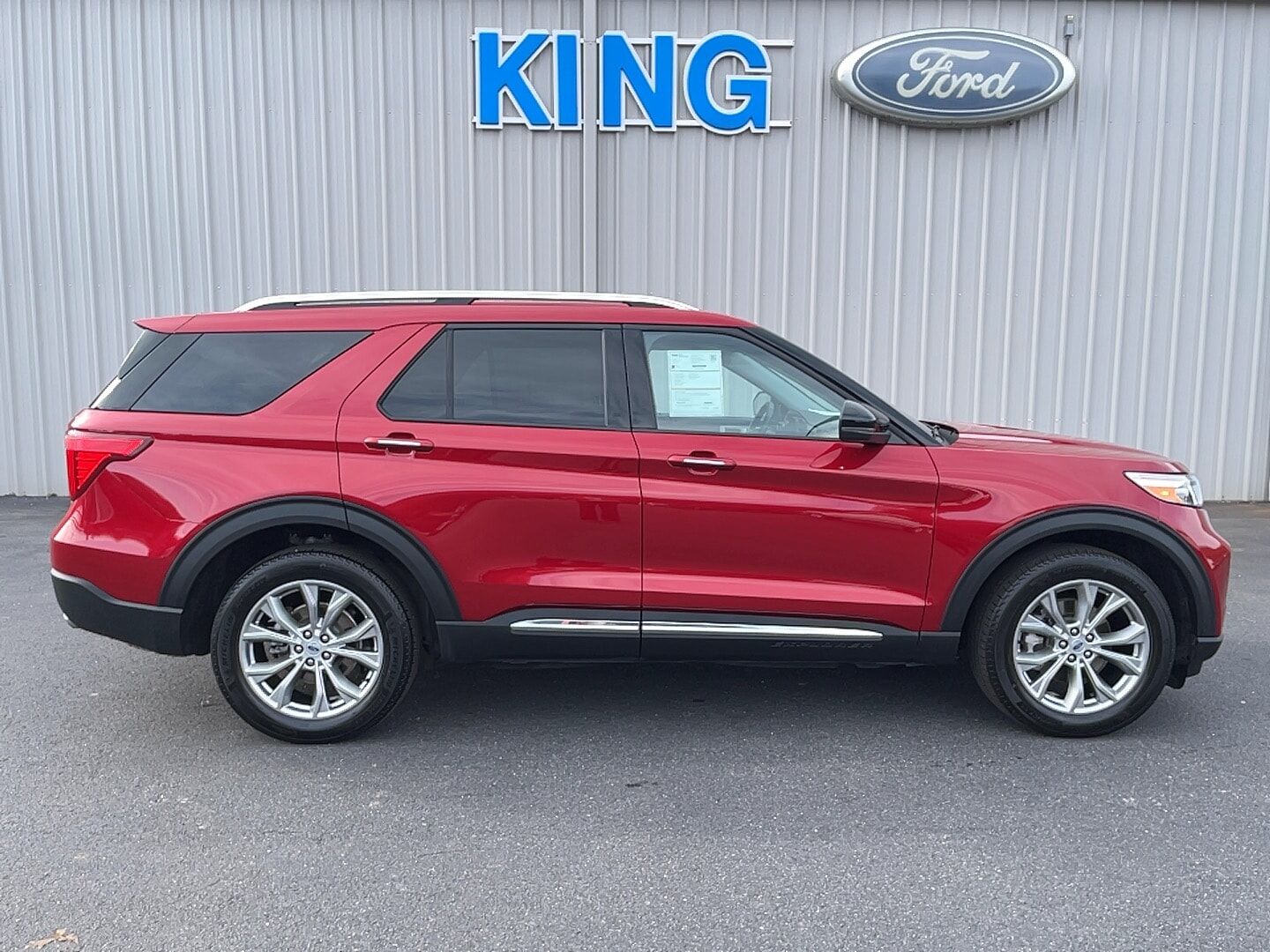 2023 FORD Explorer