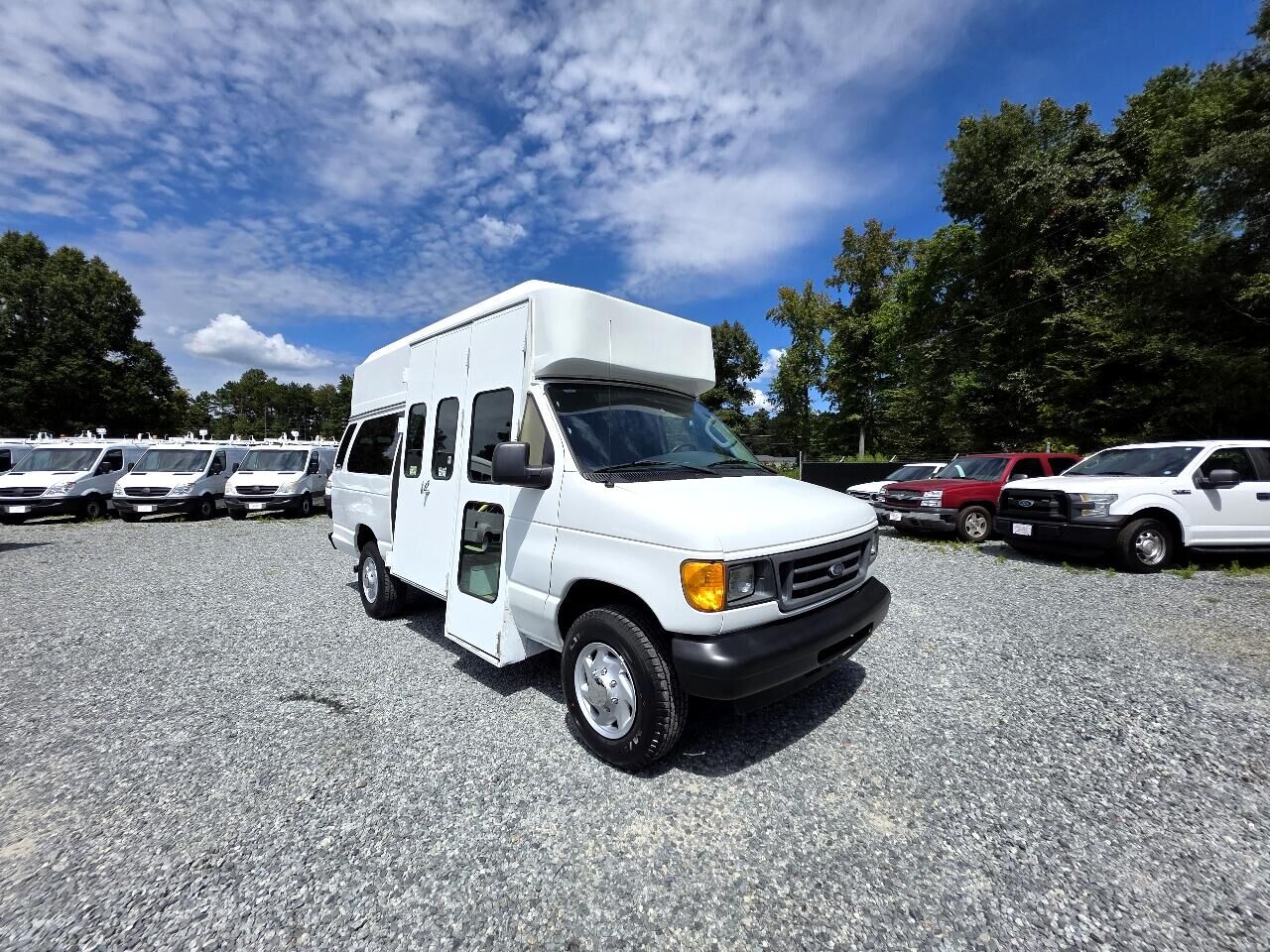 2006 FORD E-350