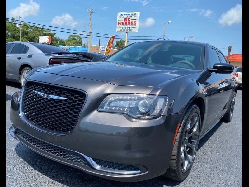 2018 CHRYSLER 300