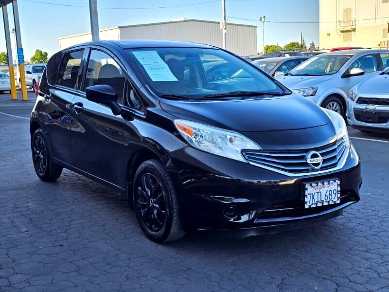 2015 NISSAN Versa