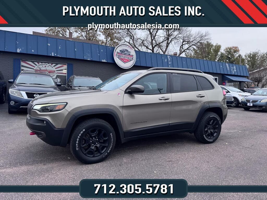 2020 JEEP Cherokee
