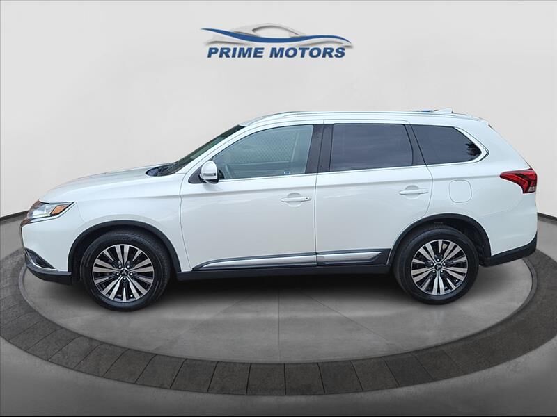 2020 MITSUBISHI Outlander