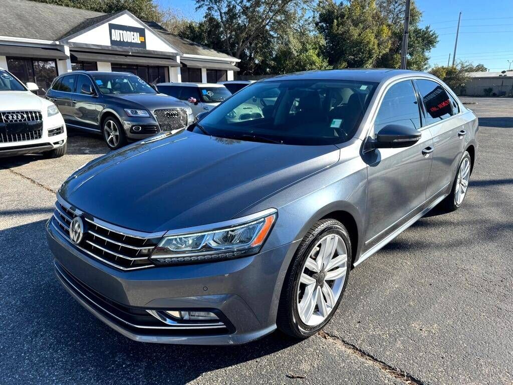 2017 VOLKSWAGEN Passat