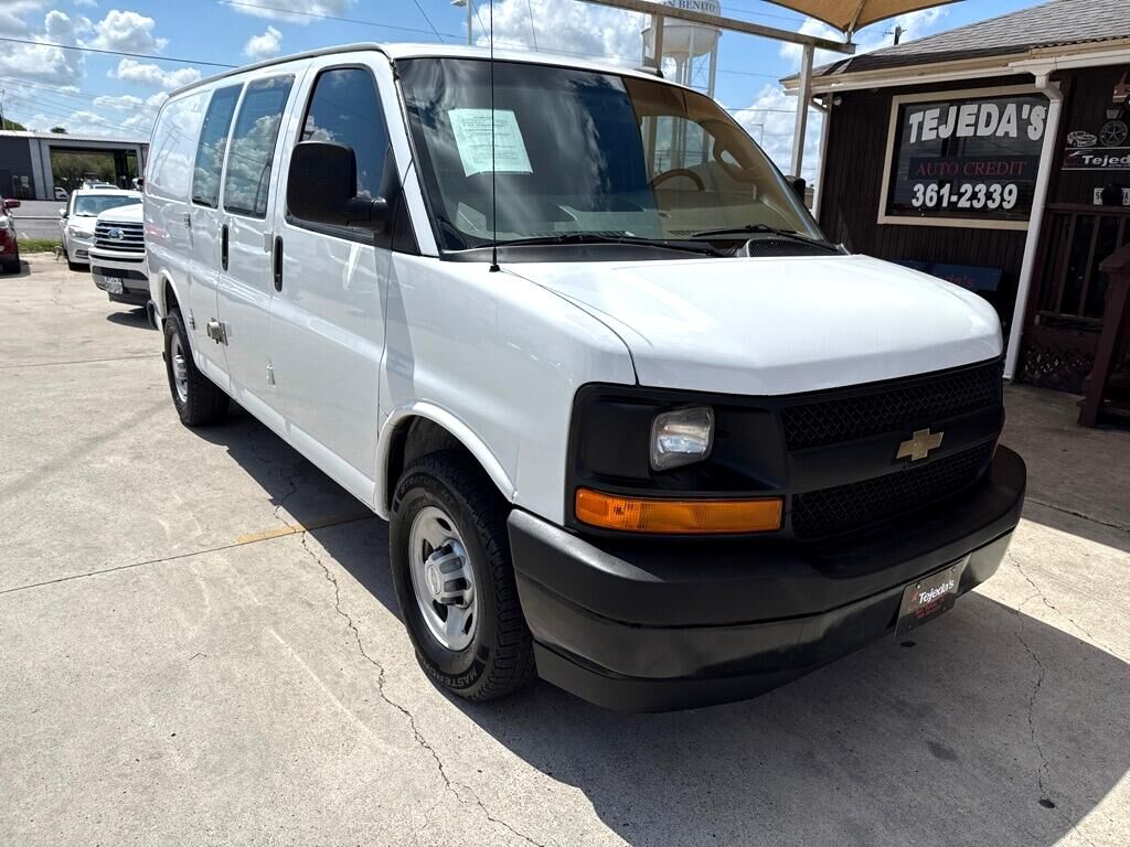 2017 CHEVROLET Express