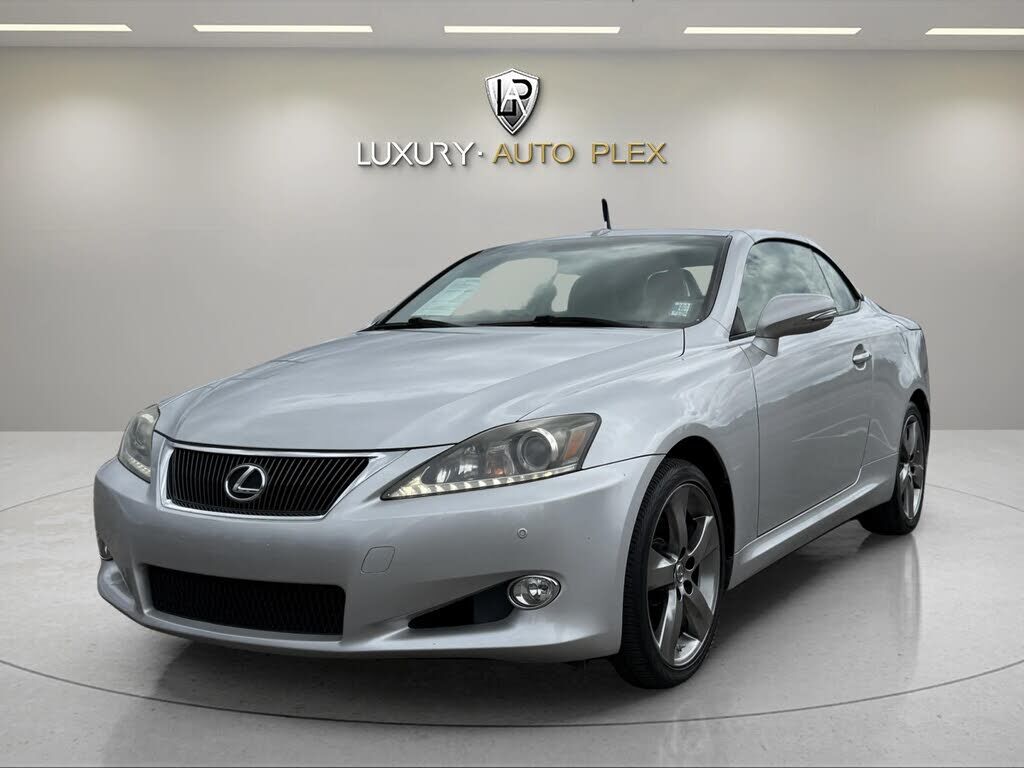 2011 LEXUS IS