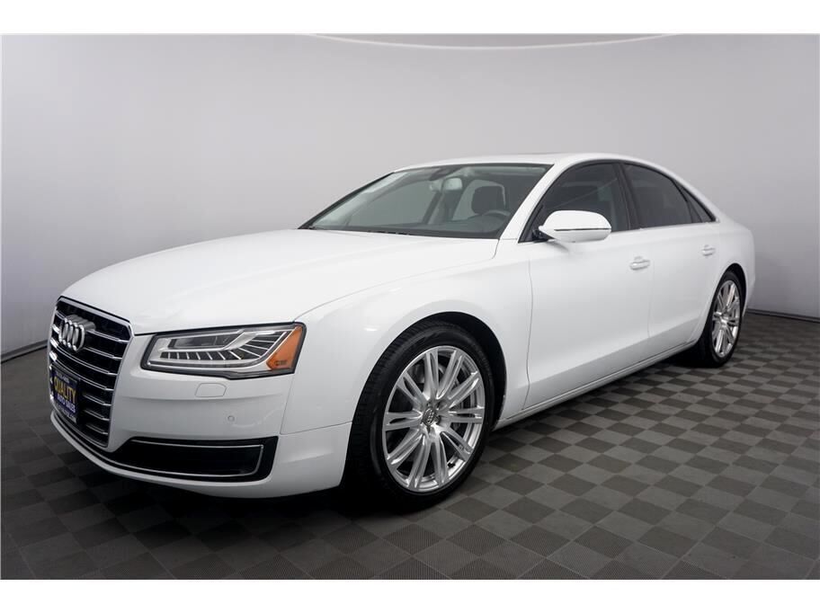 2015 AUDI A8