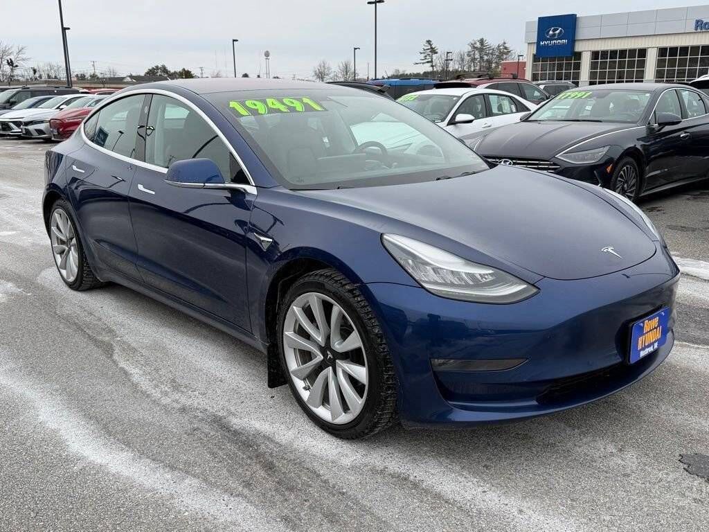 2019 TESLA Model 3