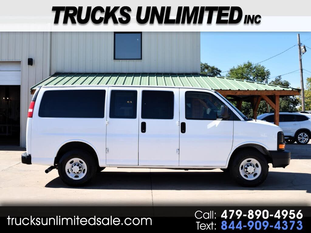 2016 CHEVROLET Express