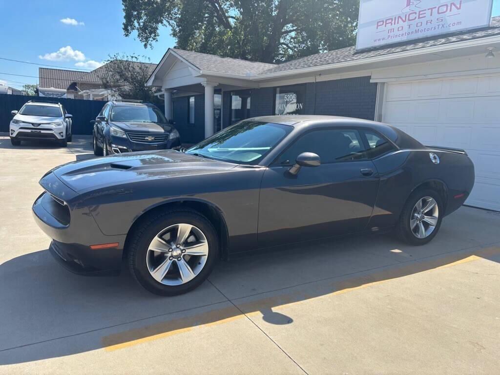 2021 DODGE Challenger