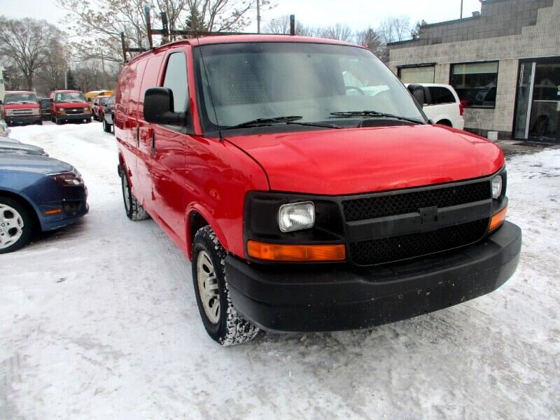 2011 CHEVROLET Express
