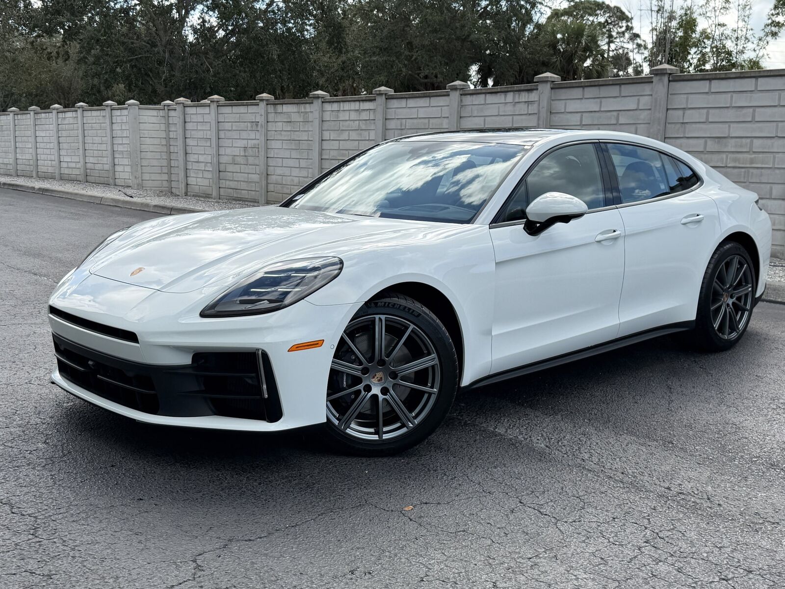 2026 PORSCHE Panamera