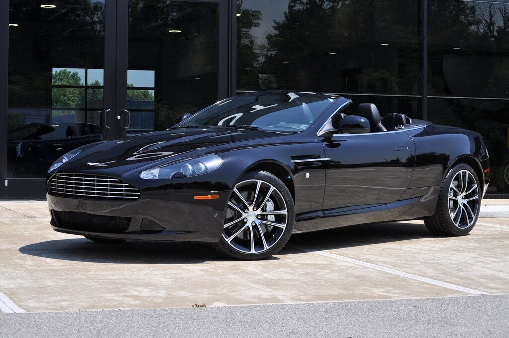 Aston Martin DB9