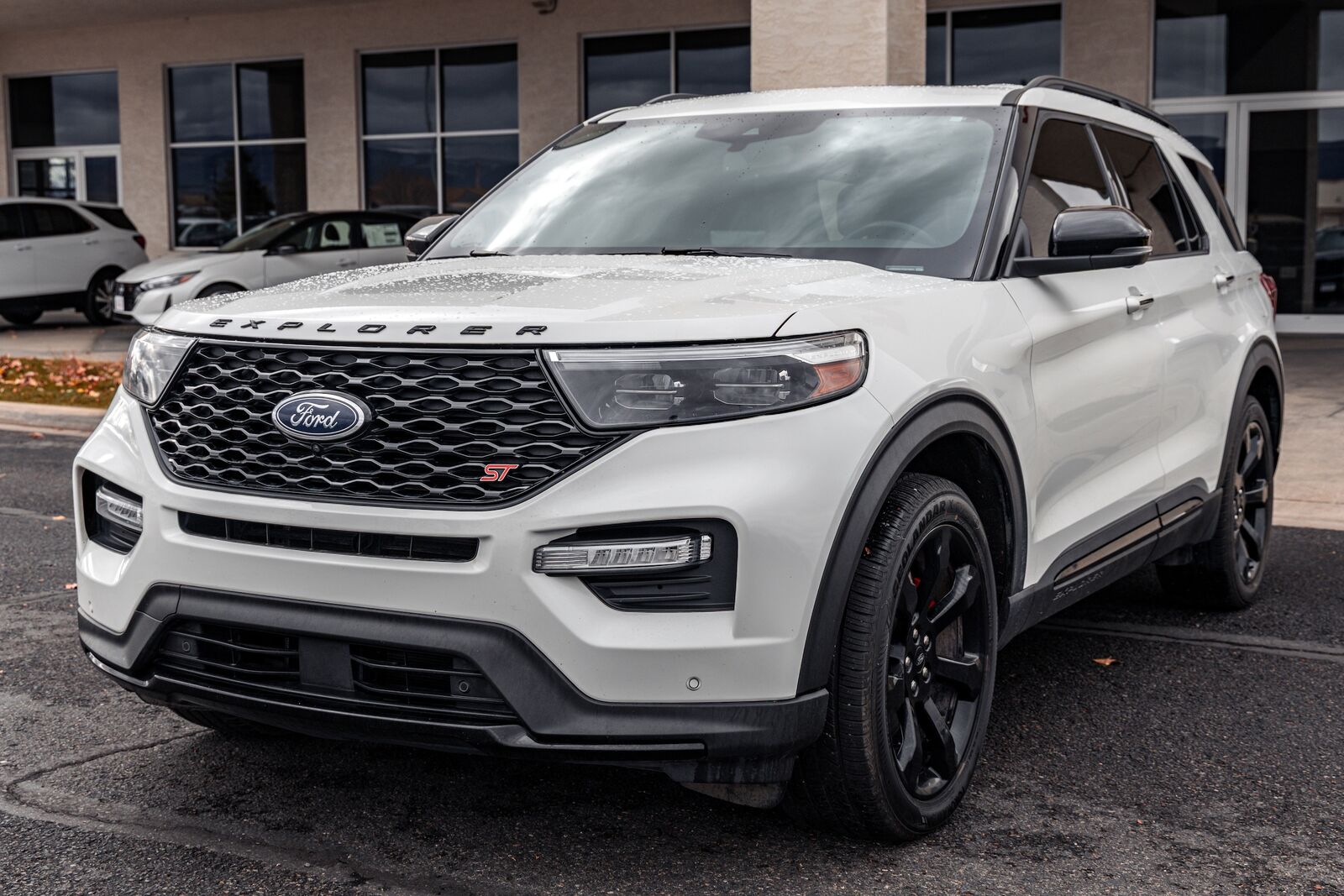 2023 FORD Explorer