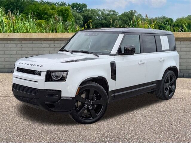 2026 LAND ROVER Defender