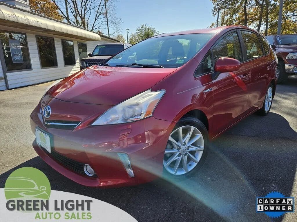 Toyota Prius V