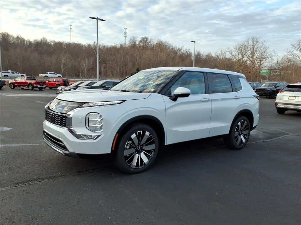 2026 MITSUBISHI Outlander