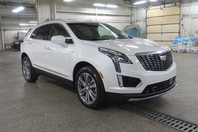 2025 CADILLAC XT5