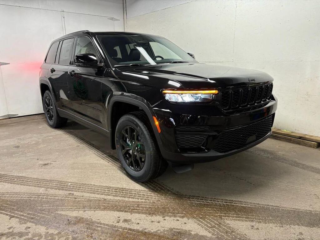2025 JEEP Grand Cherokee