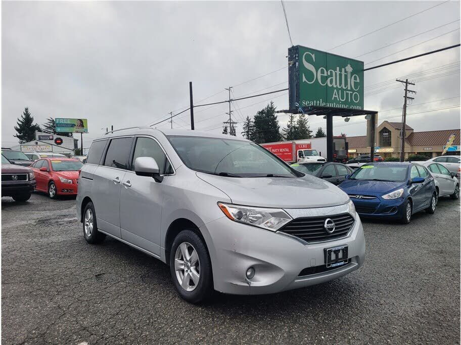 2016 NISSAN Quest