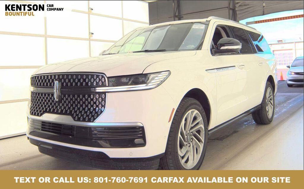 2025 LINCOLN Navigator L