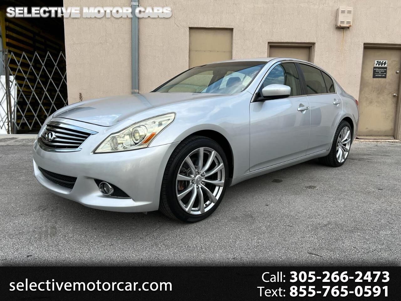 2013 INFINITI G37